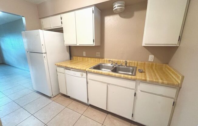 6235 Bedford Dr., Beaumont, TX 77708