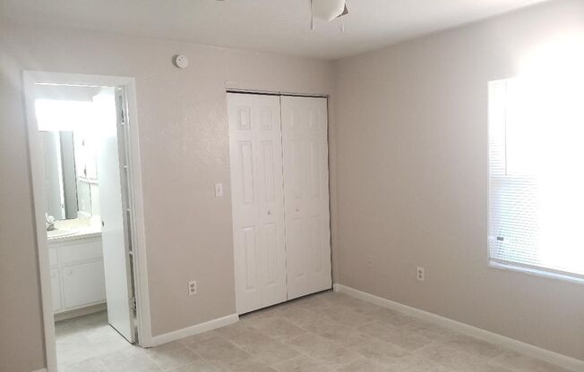 1 bed, 1 bath, 660 sqft, $950