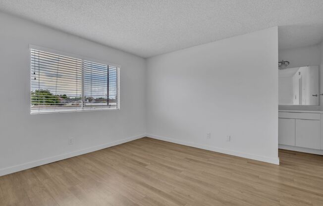 1 bed, 1 bath, 600 sqft, $2,295, Unit 346