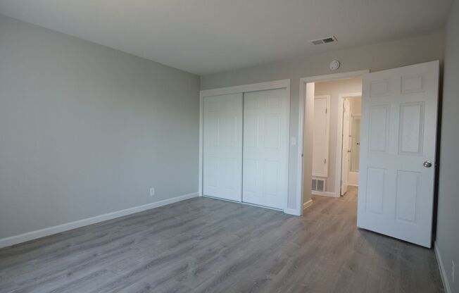 1 bed, 1 bath, 828 sqft, $1,995, Unit 036