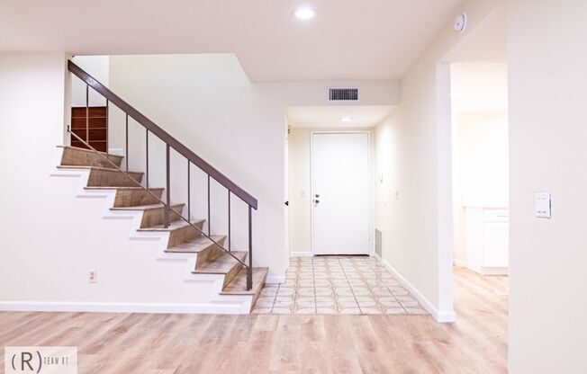 3 beds, 3 baths, $3,500