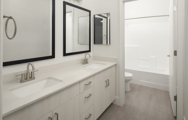 Bathroom at Haven at Arrowhead Apartments in Glendale Arizona 2021 9(1)