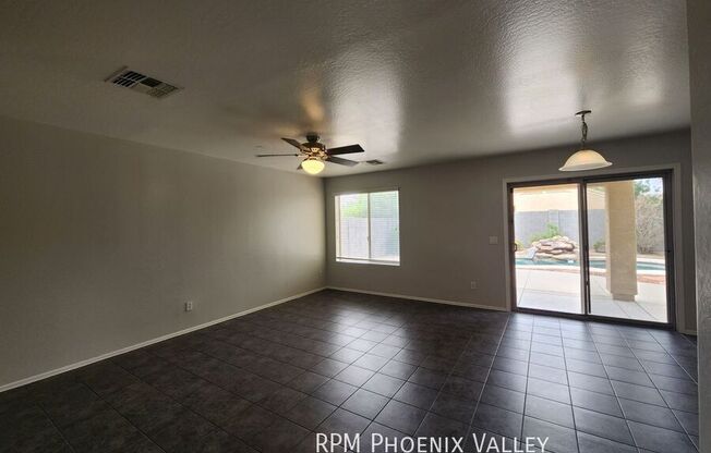 13921 W PRT ROYALE LN