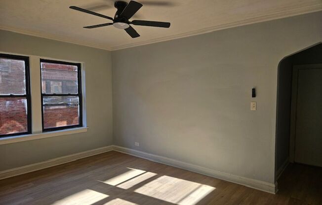 2 beds, 1 bath, $1,695, Unit 5244-2E