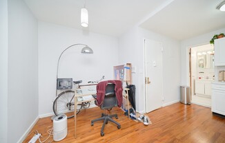 456 9 AVE
