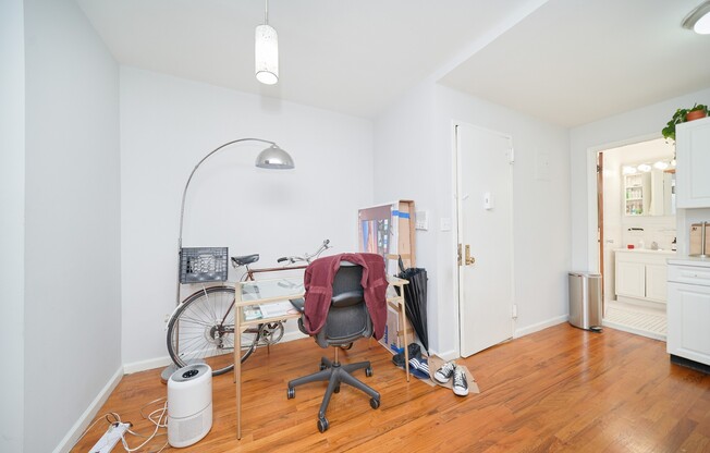 456 9 AVE