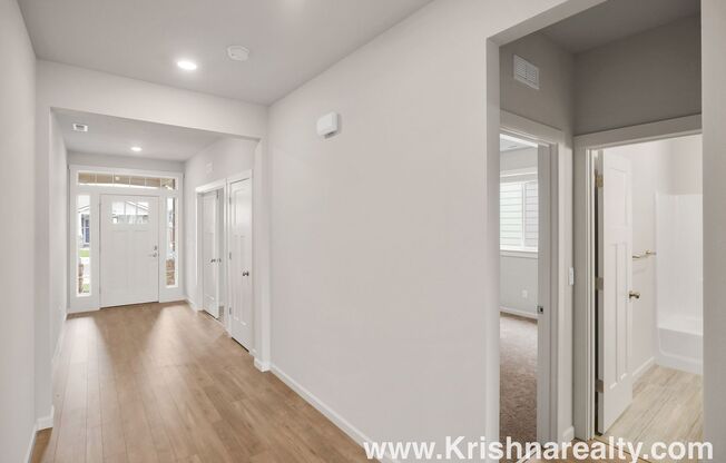 Beautiful Modern | ONE LEVEL 4BD | 2 BA | Single Family Home | Laurel Woods Community Located In Cornelius