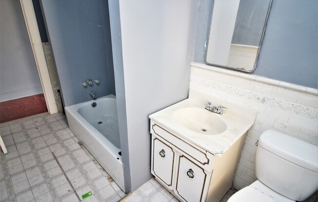 Studio, 1 bath, 10 sqft, $675, Unit #2R