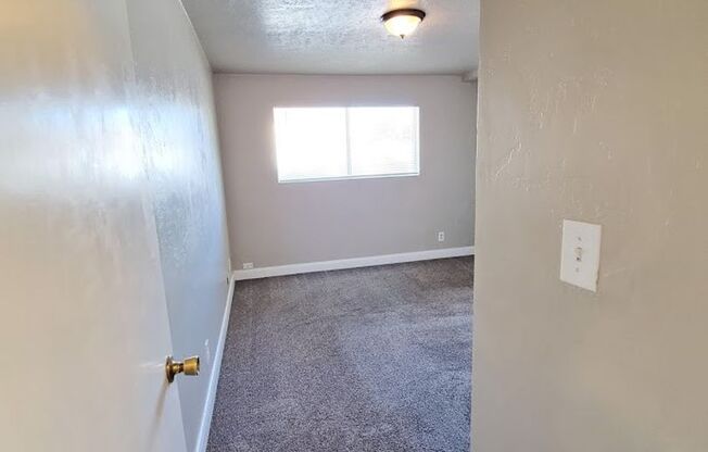 3 beds, 2 baths, $1,725