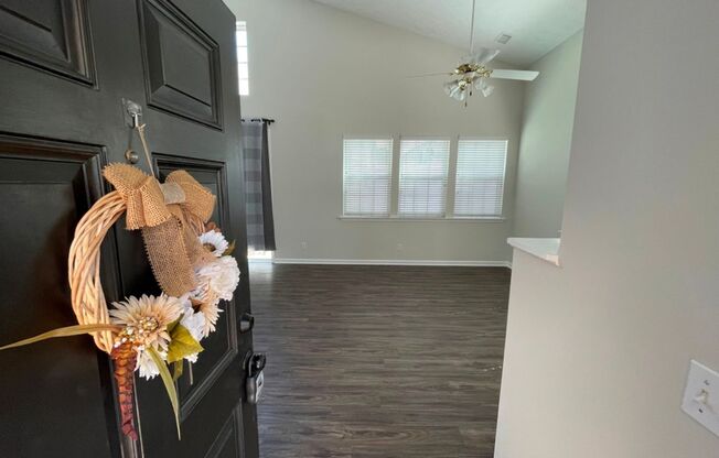Updated 3BR Home - Woodstock
