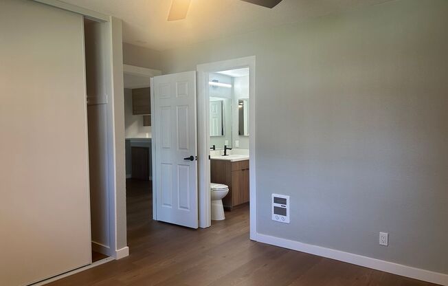 2 beds, 1.5 baths, 866 sqft, $2,800, Unit 801N1