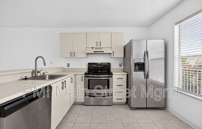 2512 WOODGATE BLVD