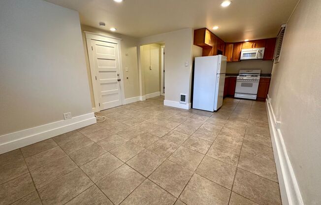 S0180 - Pettygrove Apartments