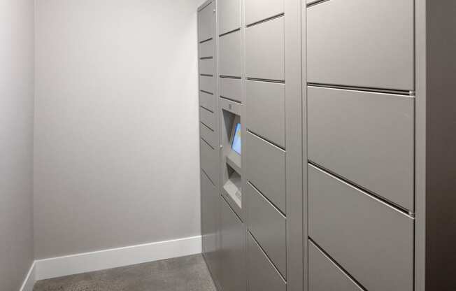 EllaMarieZ_Photo_ Package Lockers