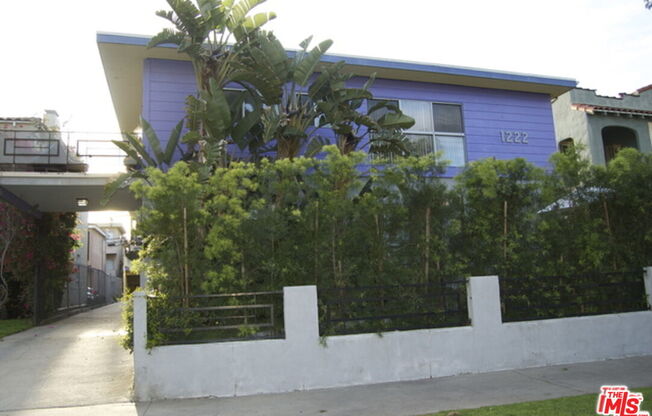 1222 S ORANGE GRV AVE