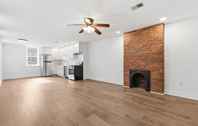 2306 East Carson Street