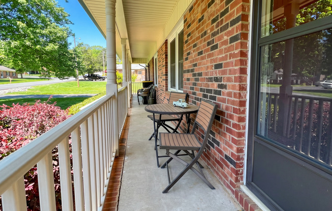 2 beds, 1 bath, 855 sqft, $1,350, Unit 10A