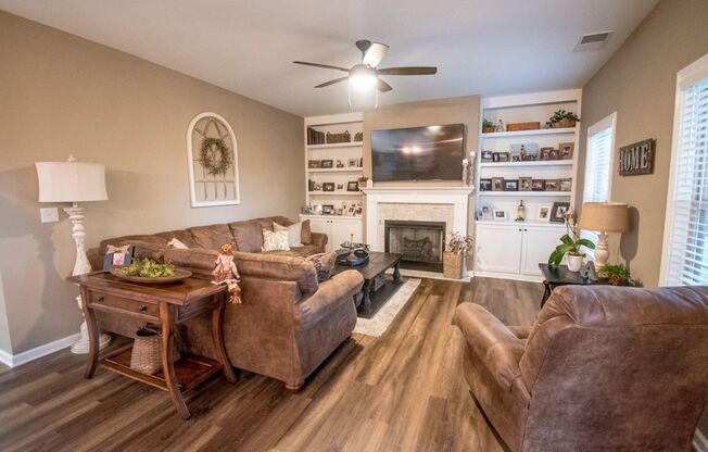 4 beds, 2 baths, $2,800