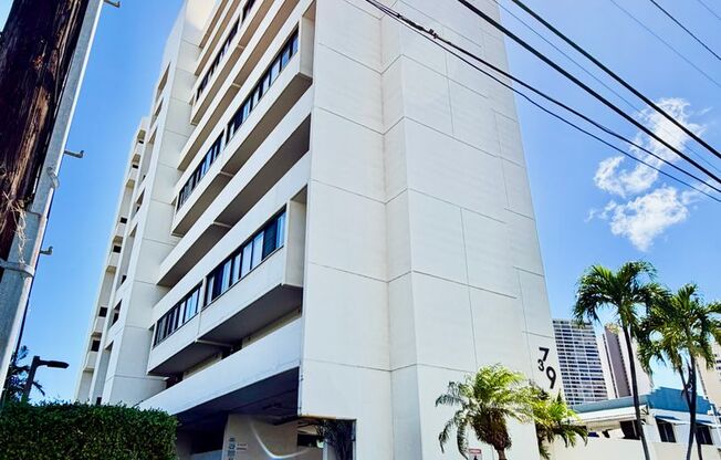 1 bed, 1 bath, $2,200, Unit UNIT 506