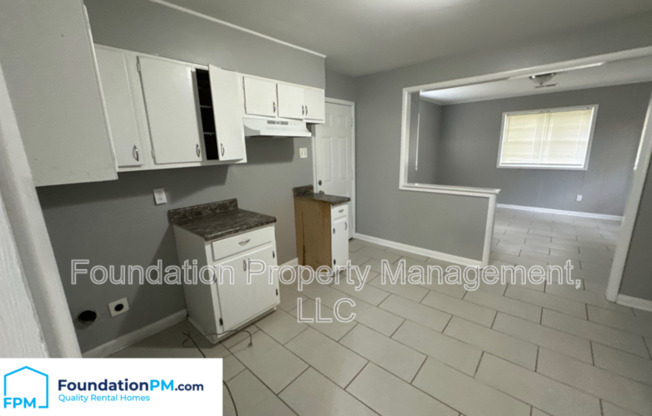 3 beds, 1 bath, 1,190 sqft, $1,075