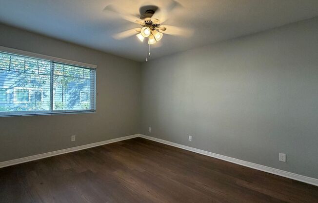 2 beds, 2 baths, 850 sqft, $3,025, Unit 821-13