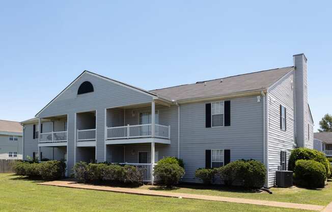 Cottonwood Apartments Greenville, MS Exterior