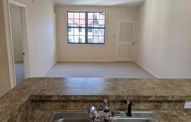1 bed, 1 bath, $1,350, Unit ORANGE COUNTY
