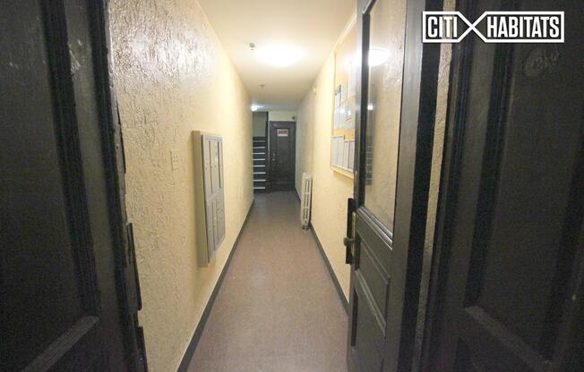 854 W END AVE