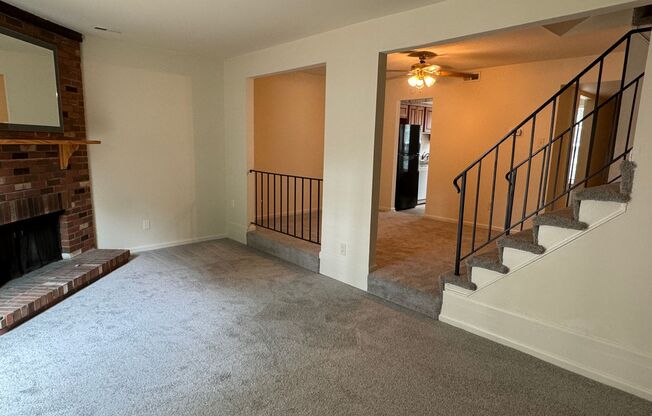 Spacious Townhome in Heritage Hills at Raintree