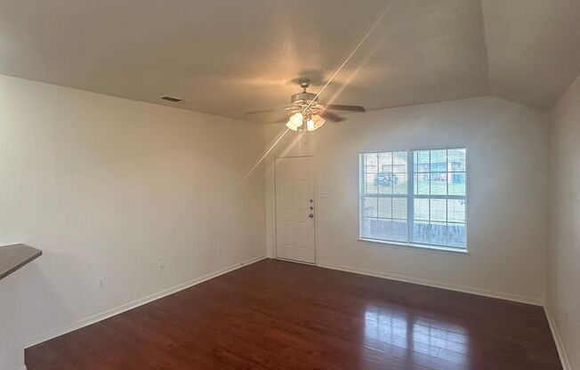 3204 Baldwin Loop
