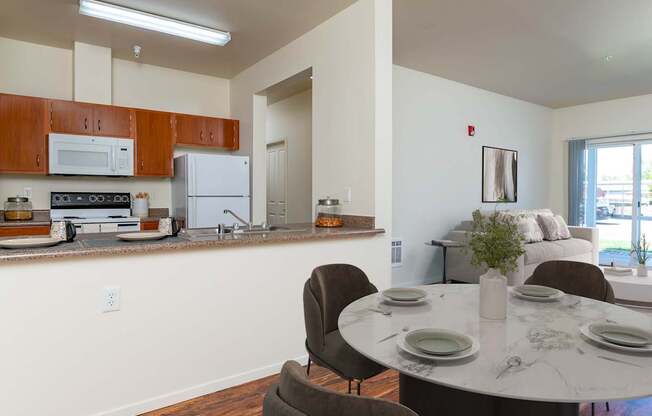 Center Pointe Apartments