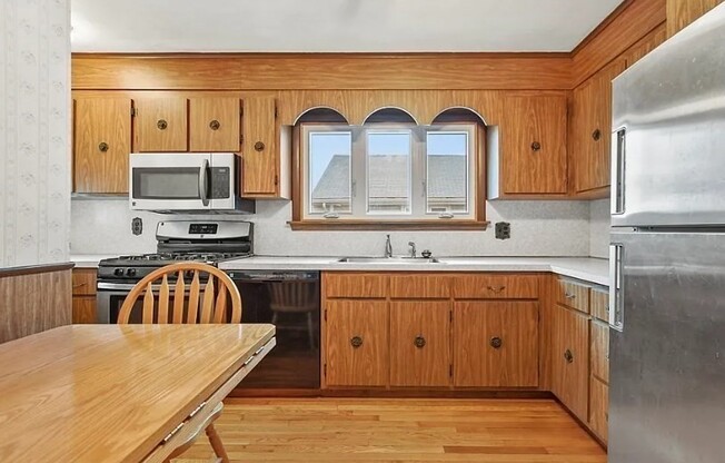 358 360 ARLINGTON ST