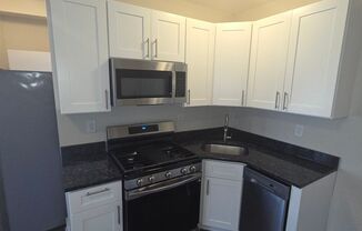 075 - 111 SANFORD REALTY LLC
