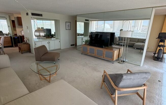 2 beds, 2 baths, $2,650, Unit UNIT 10J