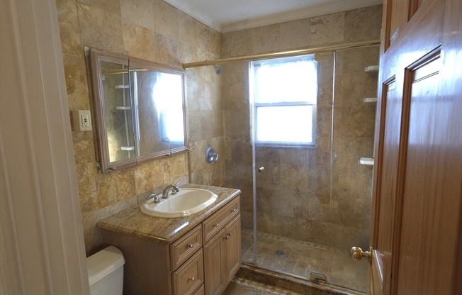 10 12 ALCOTT PARK