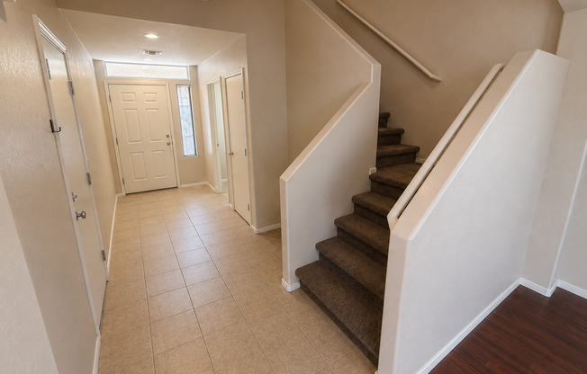 3 beds, 2.5 baths, $1,994