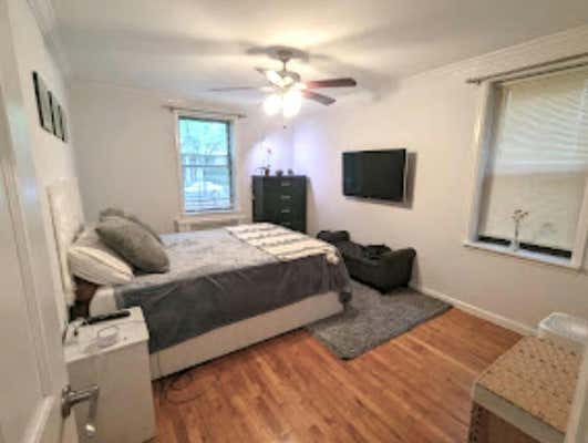 2 beds, 1 bath, 950 sqft, $2,750, Unit 1A