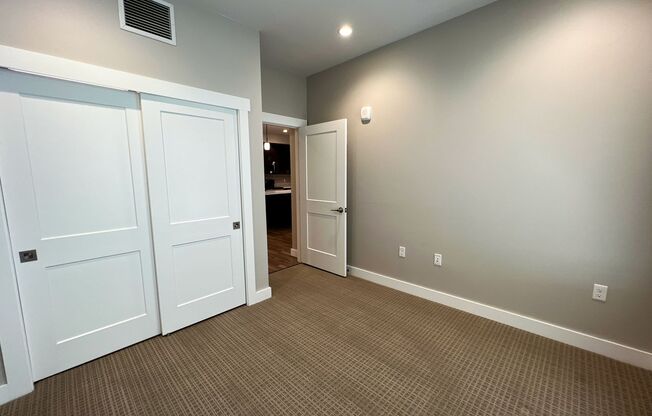 2 beds, 2 baths, 1,012 sqft, $2,450, Unit One11 516