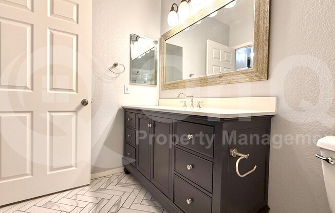 2 beds, 2 baths, 1,010 sqft, $1,745, Unit 1046A