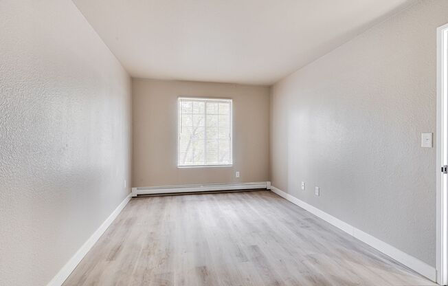 2 beds, 2 baths, 900 sqft, $1,099, Unit CC303