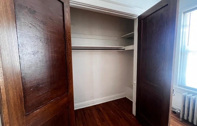 Studio, 1 bath, 350 sqft, $785, Unit 107