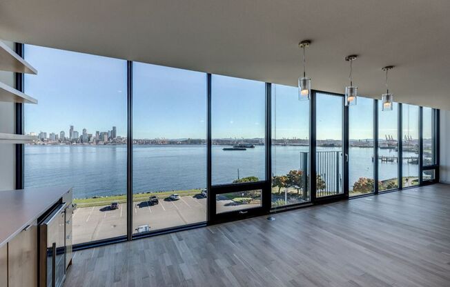 Denali - Located on Alki beach