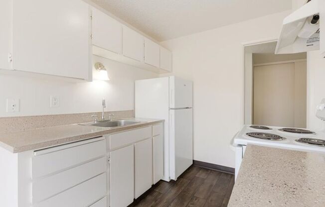 1 bed, 1 bath, 540 sqft, $1,300, Unit 19