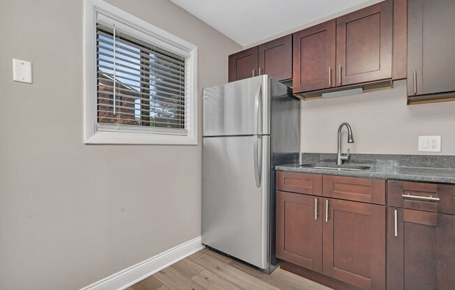 1 bed, 1 bath, 710 sqft, $1,345, Unit 333-008