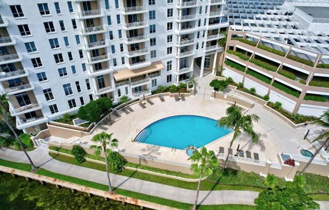 2 beds, 2.5 baths, $5,400, Unit # 1604