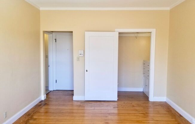 1176 University