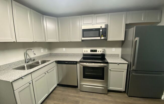 2 beds, 1 bath, 687 sqft, $2,195, Unit C204