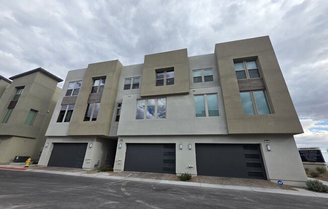 Stunning fully furnished brand-new Toll Brothers home in the heart of Summerlin