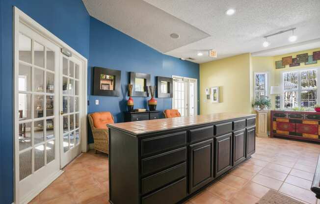 Lobby of a house with a bar and a living room  at Cape Landing, Myrtle Beach