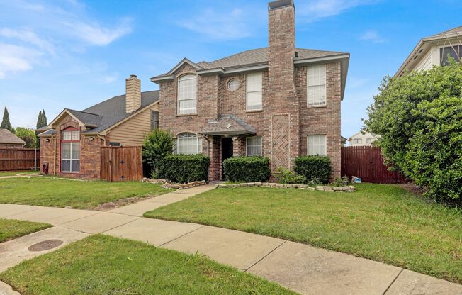 Spacious & Stylish Living in Carrollton – 3 Bed, 2.5 Bath!